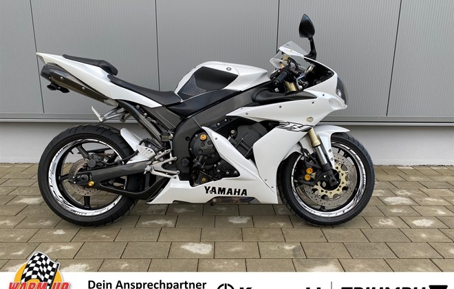 Yamaha R1