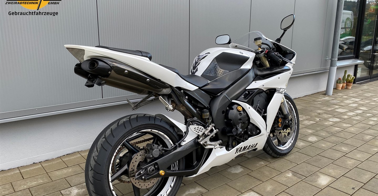 Offer Yamaha R1