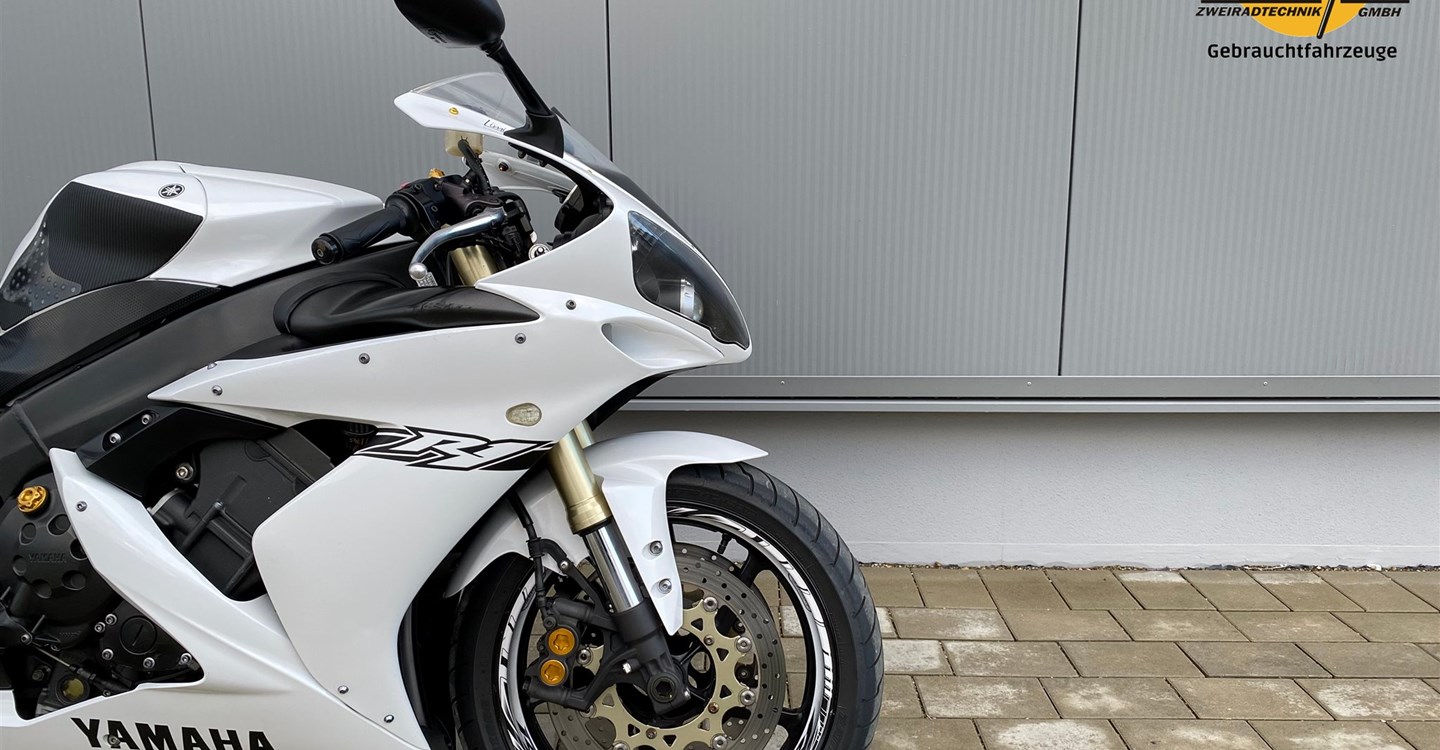 Offer Yamaha R1