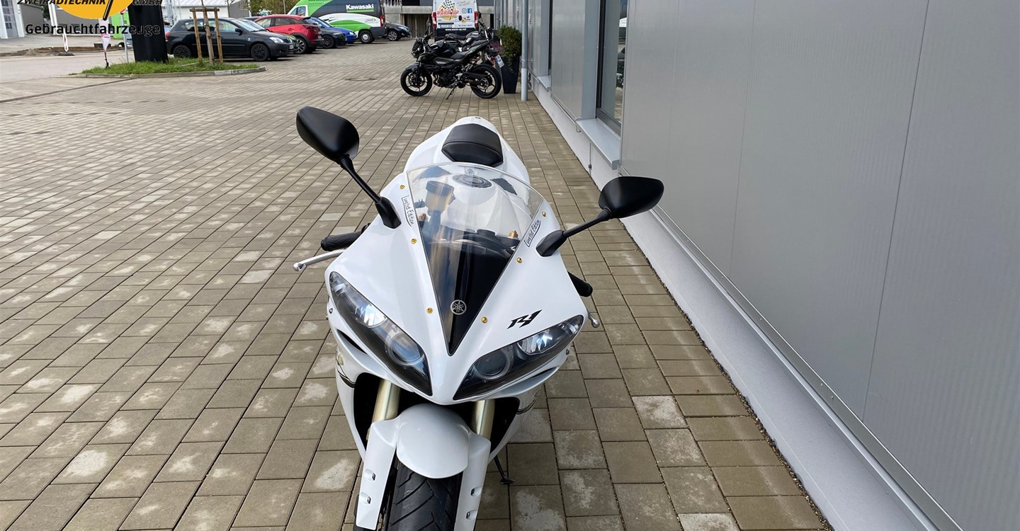 Offer Yamaha R1