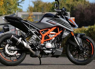 GEBRAUCHTFAHRZEUG KTM 125 Duke