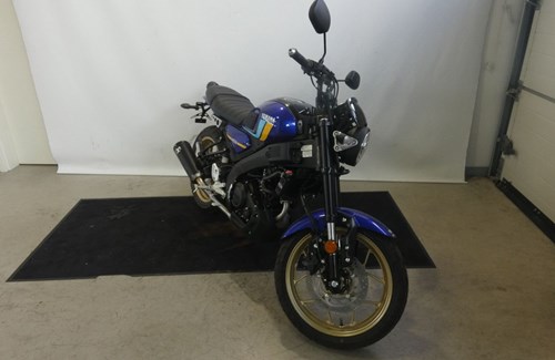 Neumotorrad Yamaha XSR125