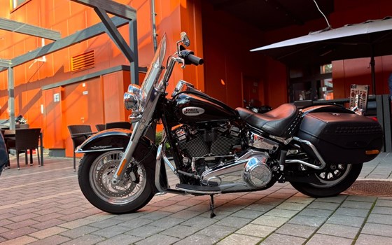 Gebrauchtmotorrad Harley-Davidson Softail Heritage Classic 114 FLHCS - Bild 4 Gebrauchtmotorrad Harley-Davidson Softail Heritage Classic 114 FLHCS - Bild 4