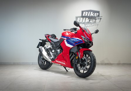 Honda CBR500R (Grad Prix Red)