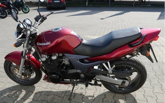 Gebrauchtmotorrad Kawasaki ZR-7 - Bild 12