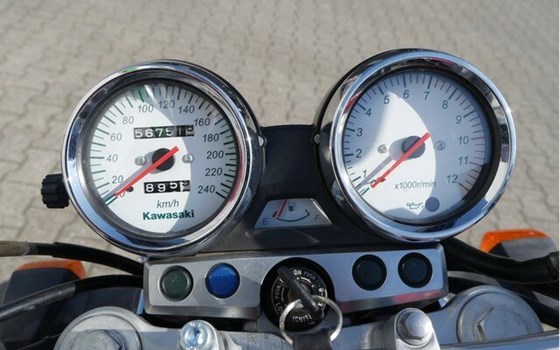 Gebrauchtmotorrad Kawasaki ZR-7 - Bild 16
