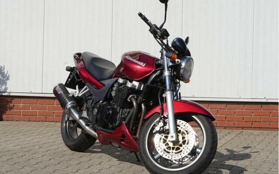 Gebrauchtmotorrad Kawasaki ZR-7 - Bild 2