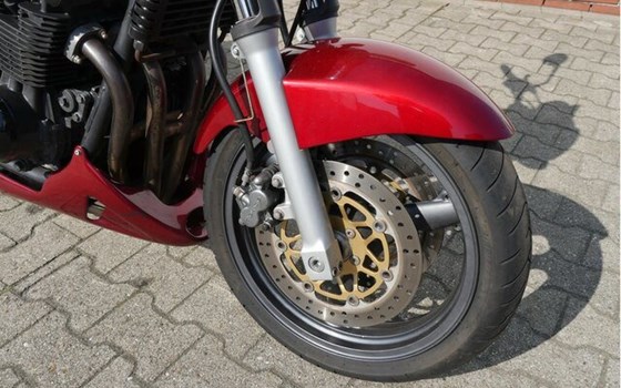 Gebrauchtmotorrad Kawasaki ZR-7 - Bild 4