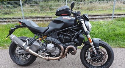 Gebrauchtfahrzeug Ducati Monster 821 Dark