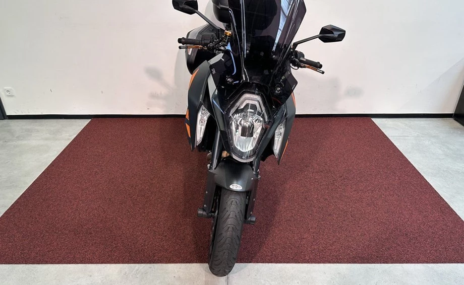 Angebot KTM 1290 Super Duke GT Bild 3: Angebot KTM 1290 Super Duke GT
