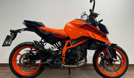 USED VEHICLE KTM 390 Duke