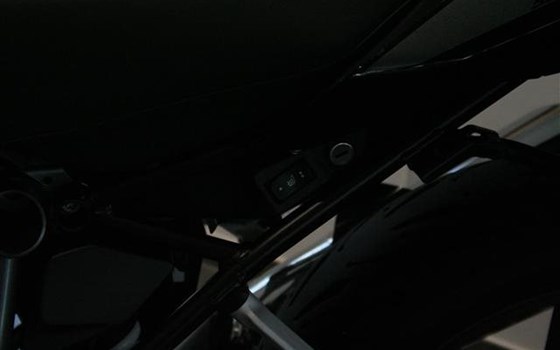 Gebrauchtmotorrad BMW R 1250 R - Bild 6