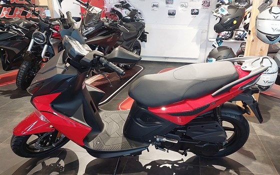 Neufahrzeug Kymco Super 8 R 50i - Bild 2 Neufahrzeug Kymco Super 8 R 50i - Bild 2
