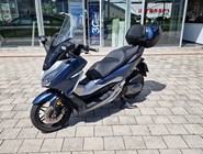 Honda Forza 300