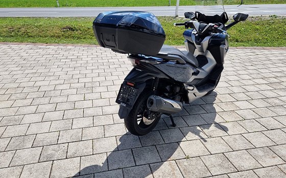 Gebrauchtmotorrad Honda Forza 300 - Bild 3