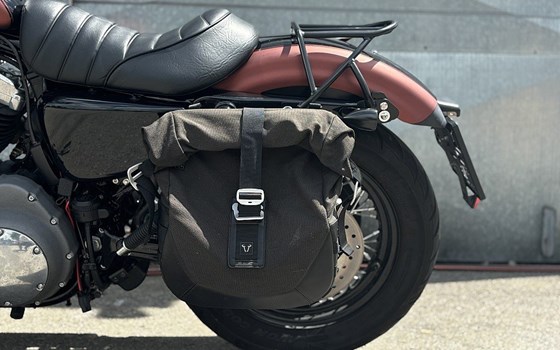 Gebrauchtmotorrad Harley-Davidson Sportster XL 1200 N Nightster - Bild 10 Gebrauchtmotorrad Harley-Davidson Sportster XL 1200 N Nightster - Bild 10