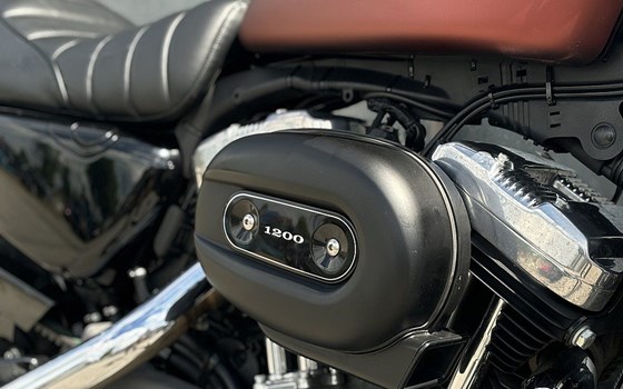 Gebrauchtmotorrad Harley-Davidson Sportster XL 1200 N Nightster - Bild 4