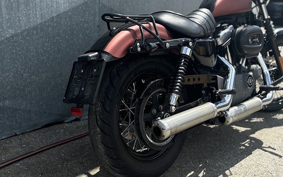 Gebrauchtmotorrad Harley-Davidson Sportster XL 1200 N Nightster - Bild 6 Gebrauchtmotorrad Harley-Davidson Sportster XL 1200 N Nightster - Bild 6