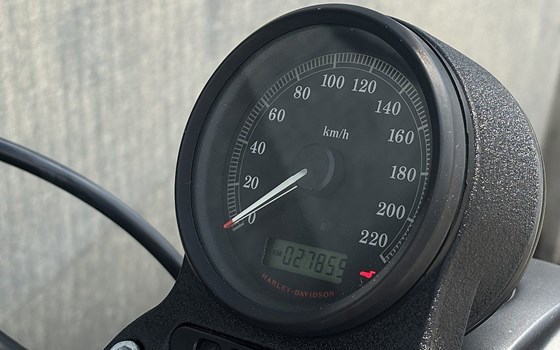 Gebrauchtmotorrad Harley-Davidson Sportster XL 1200 N Nightster - Bild 8 Gebrauchtmotorrad Harley-Davidson Sportster XL 1200 N Nightster - Bild 8