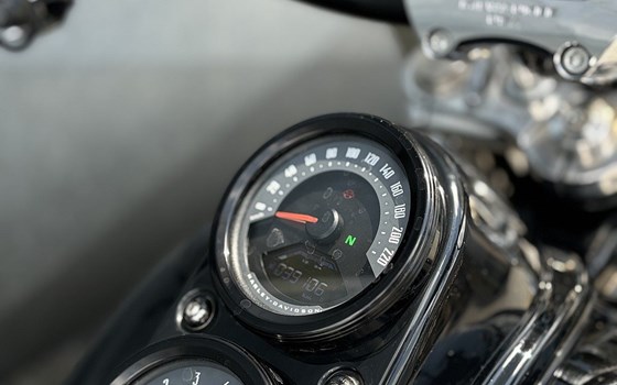 Gebrauchtmotorrad Harley-Davidson Softail Low Rider FXLR - Bild 10 Gebrauchtmotorrad Harley-Davidson Softail Low Rider FXLR - Bild 10