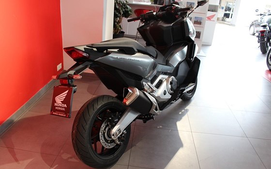 Neufahrzeug Honda Forza 750 - Bild 3 Neufahrzeug Honda Forza 750 - Bild 3