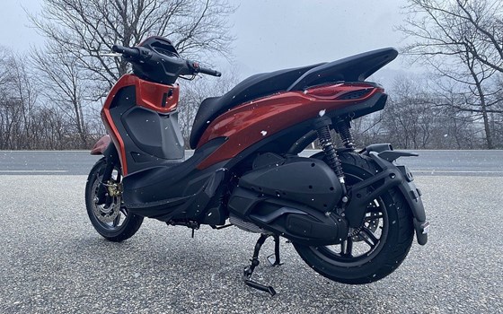 Neufahrzeug Piaggio Beverly 300 S - Bild 11 Neufahrzeug Piaggio Beverly 300 S - Bild 11