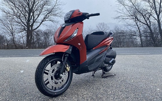 Neufahrzeug Piaggio Beverly 300 S - Bild 9 Neufahrzeug Piaggio Beverly 300 S - Bild 9