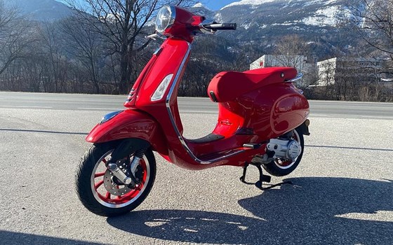 Neufahrzeug Vespa Primavera RED 50 - Bild 3 Neufahrzeug Vespa Primavera RED 50 - Bild 3