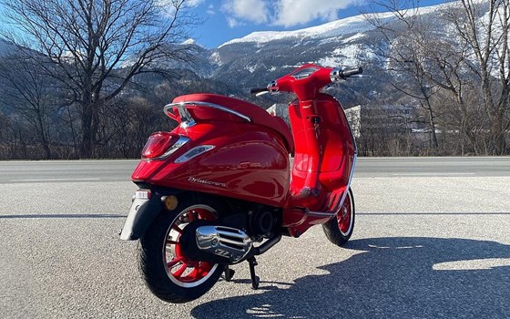 Neufahrzeug Vespa Primavera RED 50 - Bild 4 Neufahrzeug Vespa Primavera RED 50 - Bild 4