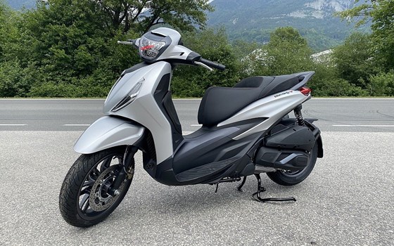 Neufahrzeug Piaggio Beverly 300 S - Bild 3 Neufahrzeug Piaggio Beverly 300 S - Bild 3