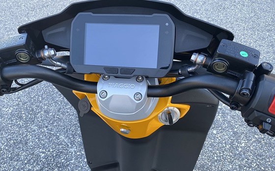 Neufahrzeug Piaggio 1 - Bild 4 Neufahrzeug Piaggio 1 - Bild 4