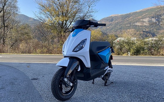 Neufahrzeug Piaggio 1 - Bild 2 Neufahrzeug Piaggio 1 - Bild 2