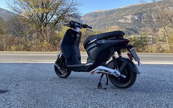 Neufahrzeug Piaggio 1 - Bild 3 Neufahrzeug Piaggio 1 - Bild 3