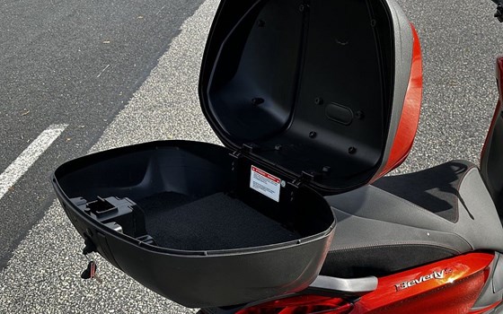 Neufahrzeug Piaggio Beverly 300 S - Bild 7 Neufahrzeug Piaggio Beverly 300 S - Bild 7