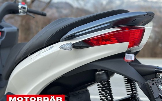 Neufahrzeug Piaggio MP3 300 HPE - Bild 8 Neufahrzeug Piaggio MP3 300 HPE - Bild 8