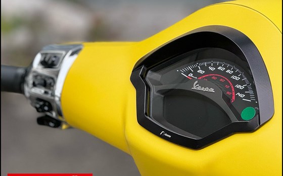 Neufahrzeug Vespa GTS 300 hpe Super Sport - Bild 15