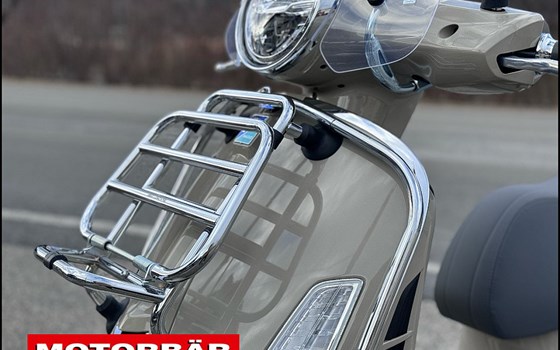 Neufahrzeug Vespa GTS 300 Touring - Bild 5