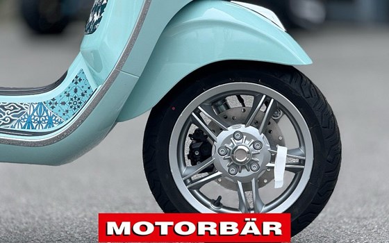 Neufahrzeug Vespa Primavera 125 Batik - Bild 5