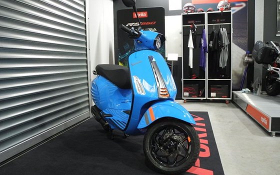 Neufahrzeug Vespa Sprint - Bild 12