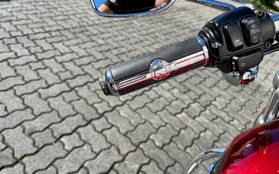 Gebrauchtmotorrad Harley-Davidson Sportster XL 1200C Custom - Bild 5 Gebrauchtmotorrad Harley-Davidson Sportster XL 1200C Custom - Bild 5