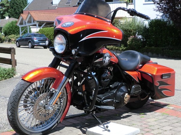 Gebrauchtmotorrad Harley-Davidson Road King Classic FLHRC