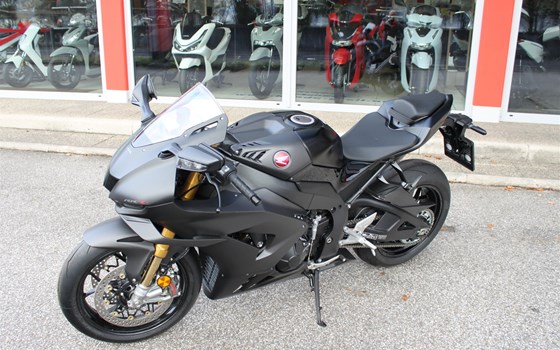 Neufahrzeug Honda CBR1000RR-R Fireblade SP Carbon Edition - Bild 4