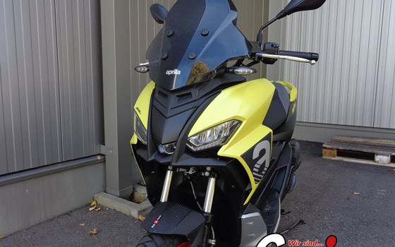 Neufahrzeug Aprilia SR GT Sport 200 - Bild 4 Neufahrzeug Aprilia SR GT Sport 200 - Bild 4