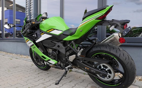 Neufahrzeug Kawasaki Ninja ZX-4RR - Bild 6