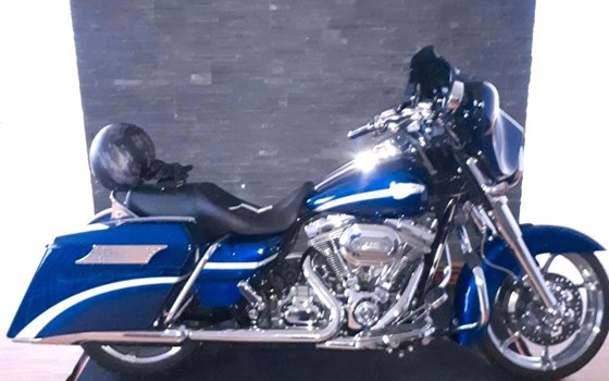 Offerta Harley-Davidson CVO Street Glide FLHXSE - Immagine 5