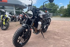 Angebot Husqvarna Svartpilen 801