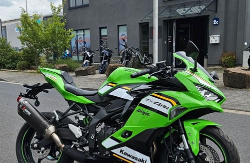 Neumotorrad Kawasaki Ninja ZX-4RR
