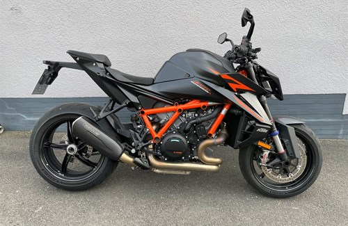 Gebrauchtmotorrad KTM 1390 Super Duke R EVO