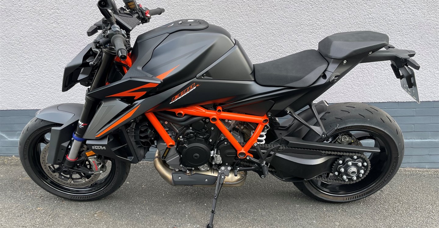 Angebot KTM 1390 Super Duke R EVO