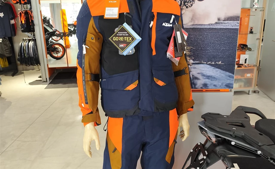 Angebot KTM 890 Adventure Bild 4: Angebot KTM 890 Adventure
